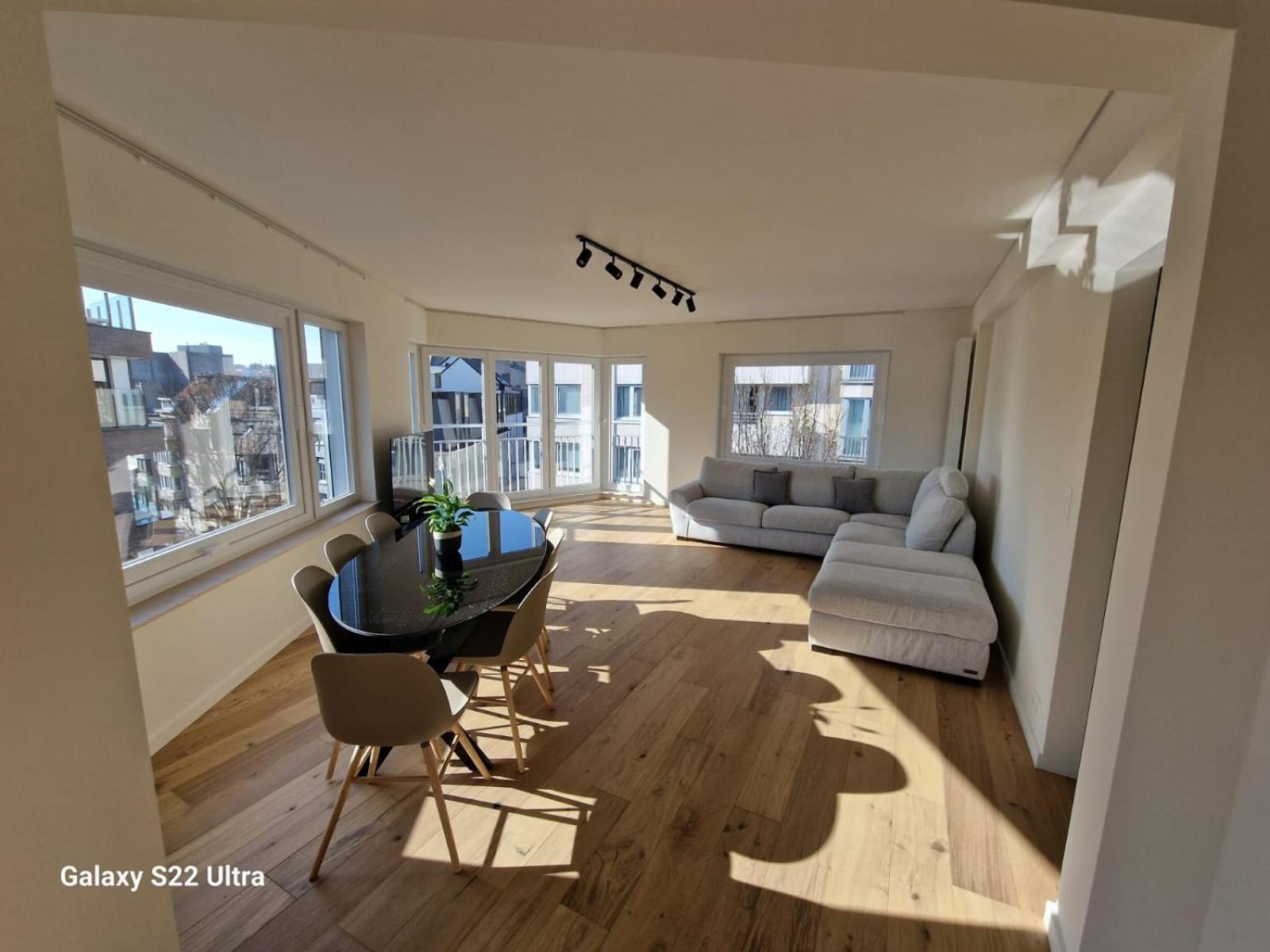 Luxury Renovated 3 Rooms Apartment Ostende Exteriér fotografie